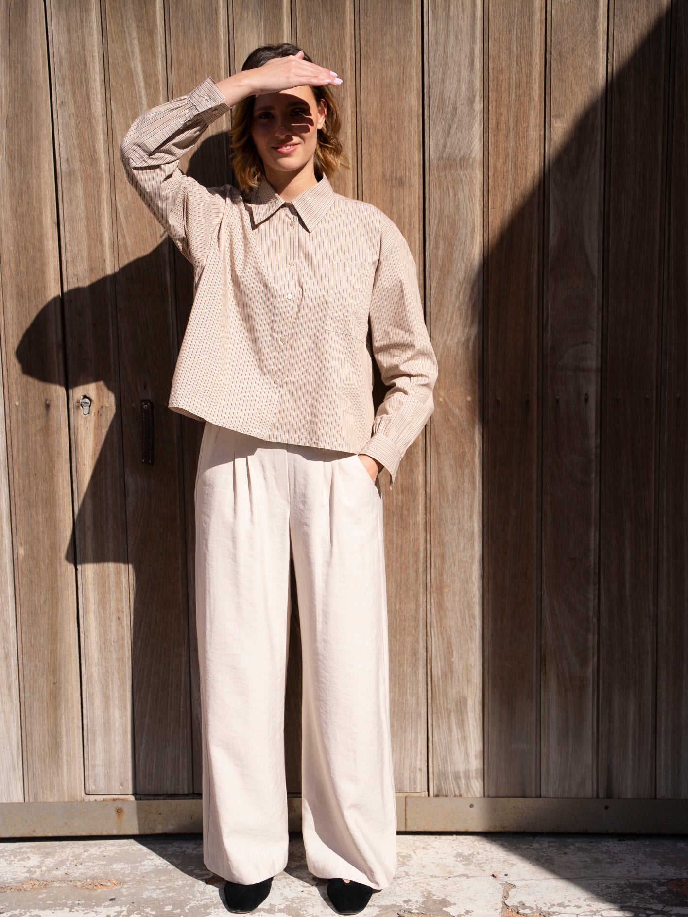 Pantalon Julio crème et chemise coute bella beige rayé Near The Sun vêtement pour femme anti-UV UPF 30