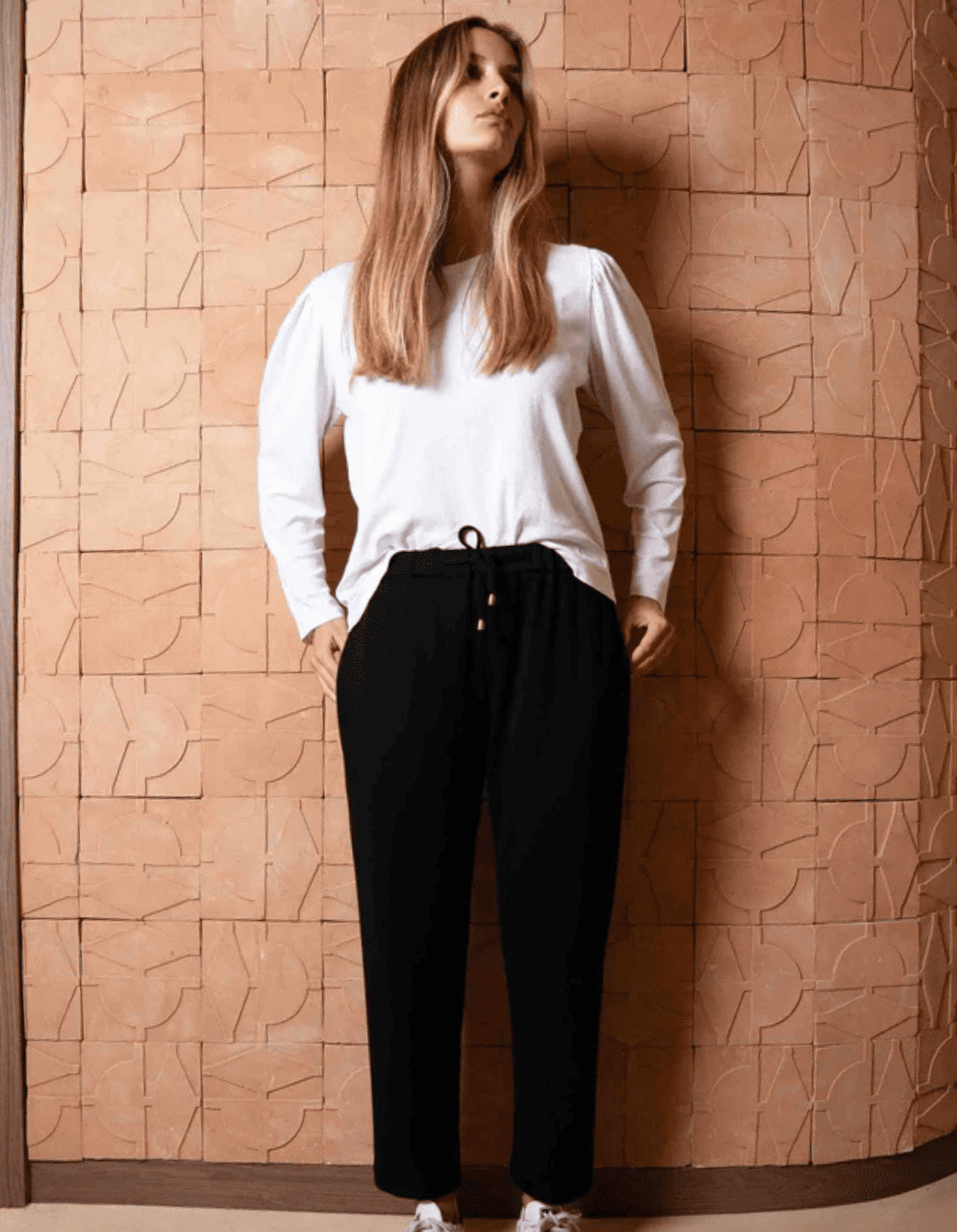 PANTALON SLIM CORTO